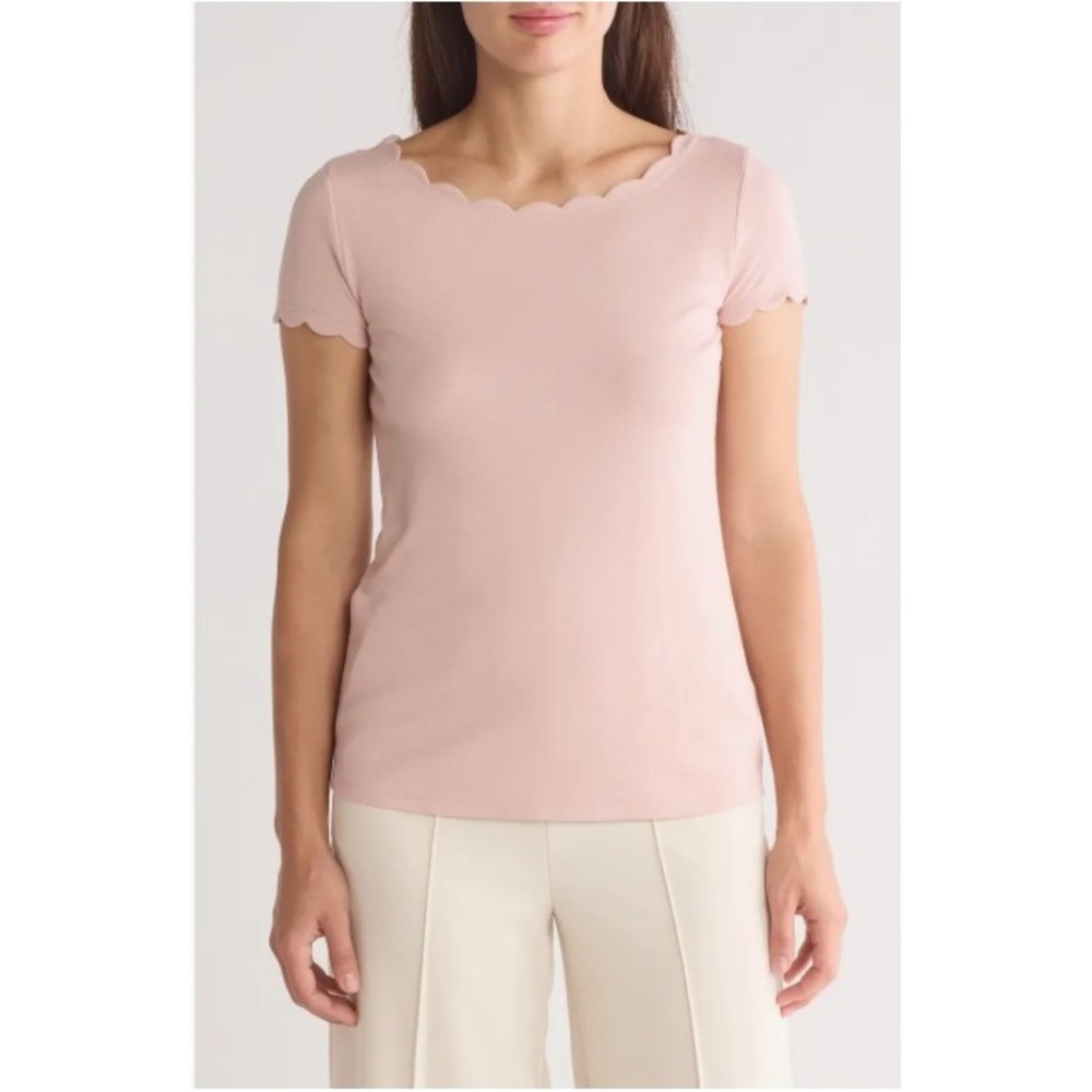 T Tahari Dusty Pink Knit Top Scalloped Neck Short Sleeves Basics Tee NWT Size L